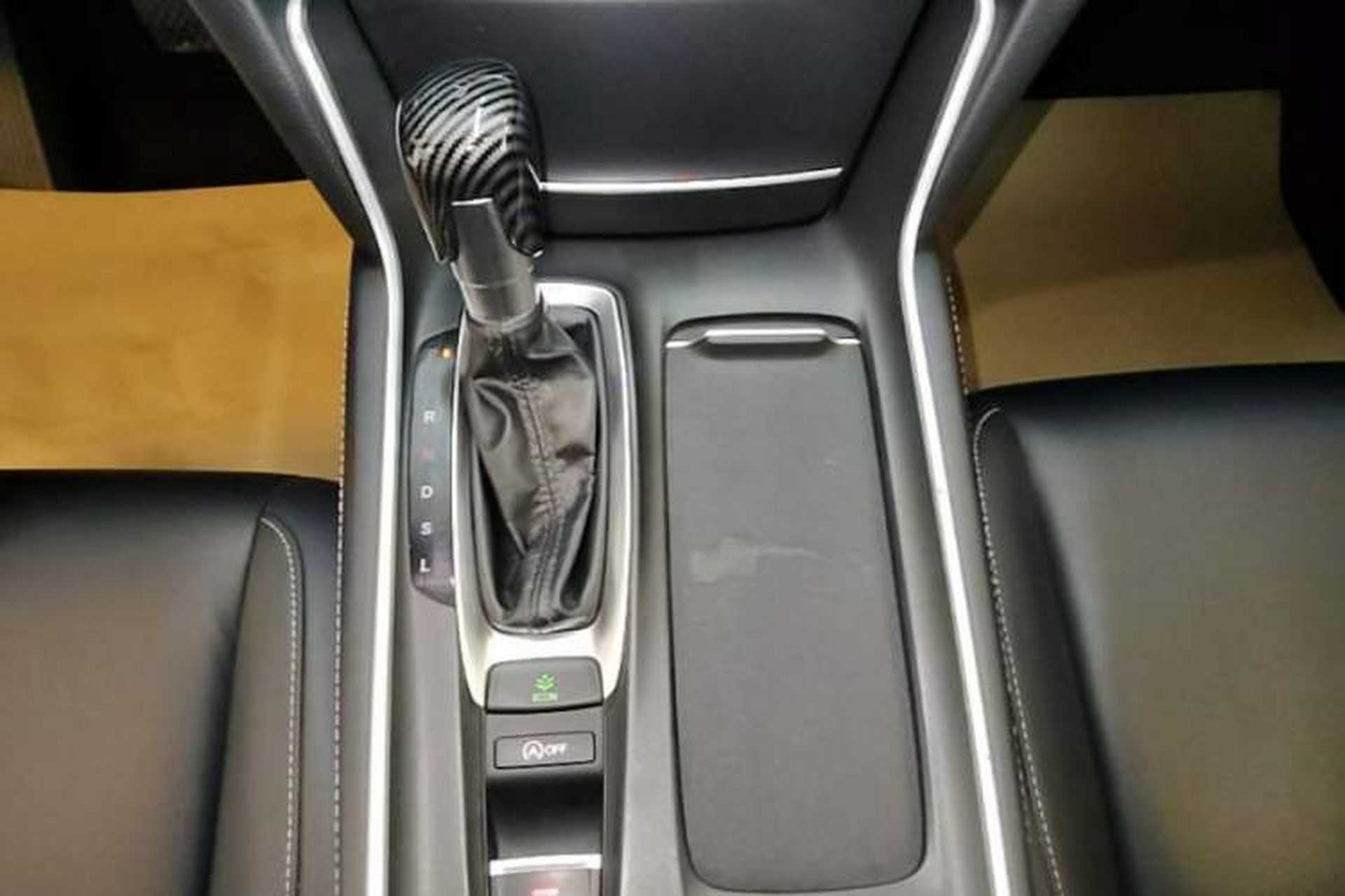 Used Honda Inspire 2019 260TURBO Jingyue Edition China VI Gear Lever