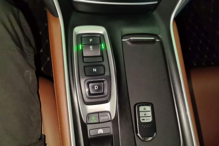 Used Honda Inspire 2019 Rui·Hybrid 2.0L Jingya Edition China VI Gear Lever