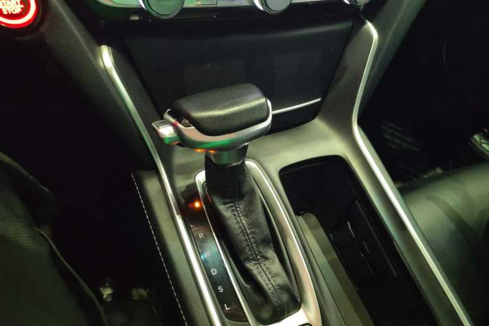 Used Honda Inspire 2019 260TURBO Elegant Edition China VI Emission Standard Gear Lever