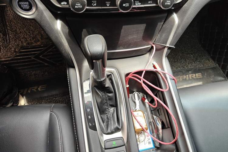 Used Honda Inspire 2019 260TURBO Elegant Edition China VI Emission Standard Gear Lever