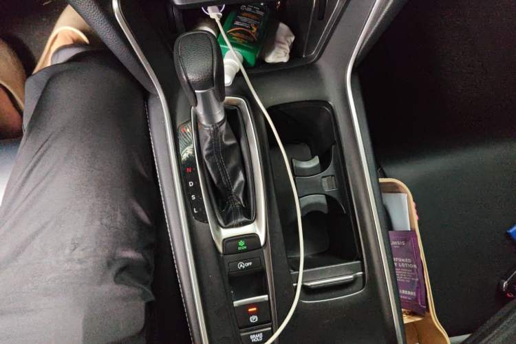 Used Honda Inspire 2019 260TURBO Jingyue Edition China VI Gear Lever