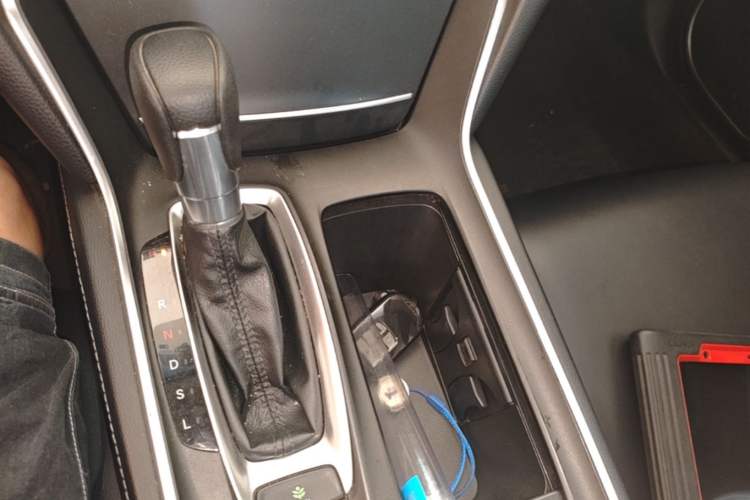 Used Honda Inspire 2019 260TURBO Elegant Edition China VI Emission Standard Gear Lever