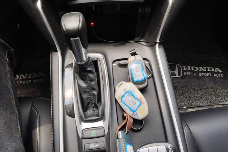 Used Honda Inspire 2019 260TURBO Elegant Edition China VI Emission Standard Gear Lever
