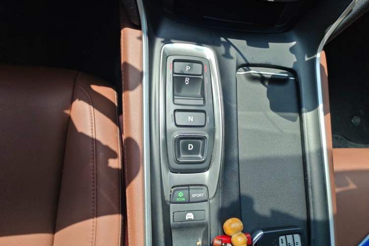 Used Honda Inspire 2019 Rui·Hybrid 2.0L Jingya Edition China VI Gear Lever