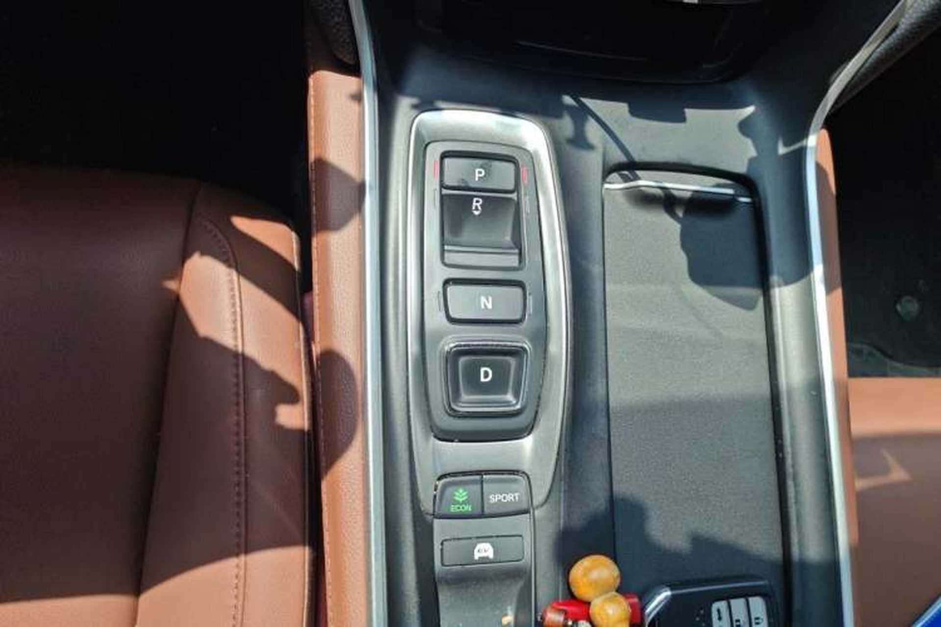 Used Honda Inspire 2019 Rui·Hybrid 2.0L Jingya Edition China VI Gear Lever