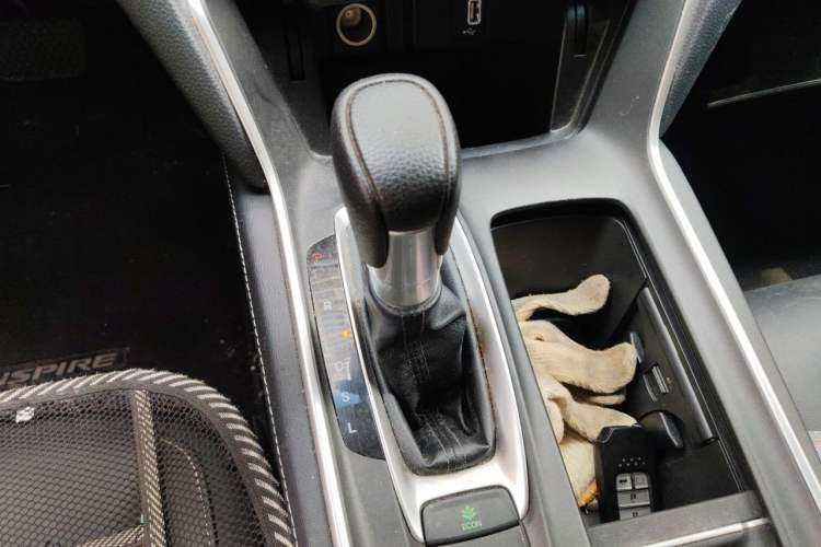 Used Honda Inspire 2019 260TURBO Elegant Edition China V Emission Standard Gear Lever