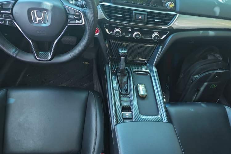 Used Honda Inspire 2019 260TURBO Elegant Edition China VI Emission Standard Gear Lever