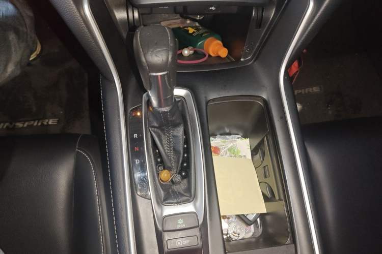Used Honda Inspire 2019 260TURBO Elegant Edition China VI Emission Standard Gear Lever