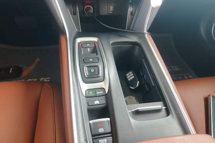 Used Honda Inspire 2019 Rui·Hybrid 2.0L Jingya Edition China VI Gear Lever