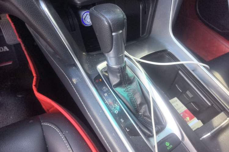 Used Honda Inspire 2019 260TURBO Elegant Edition China VI Emission Standard Gear Lever
