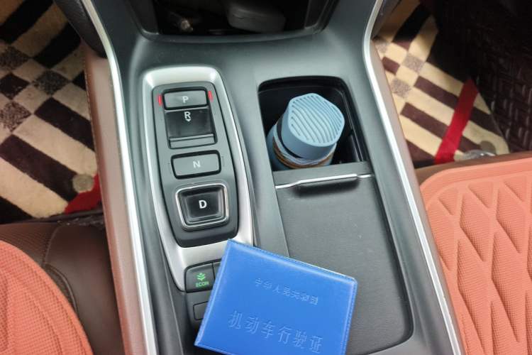 Used Honda Inspire 2019 Rui·Hybrid 2.0L Jing Shang Edition China VI Gear Lever