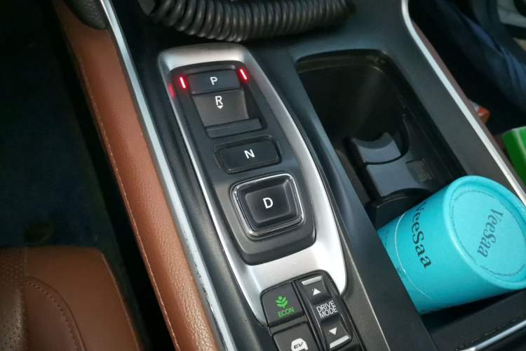 Used Honda Inspire 2019 Rui·Hybrid 2.0L Jingyue Edition China VI Emission Standard Gear Lever
