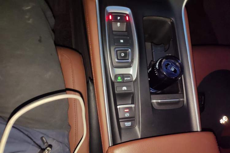 Used Honda Inspire 2019 Rui·Hybrid 2.0L Jingya Edition China VI Gear Lever