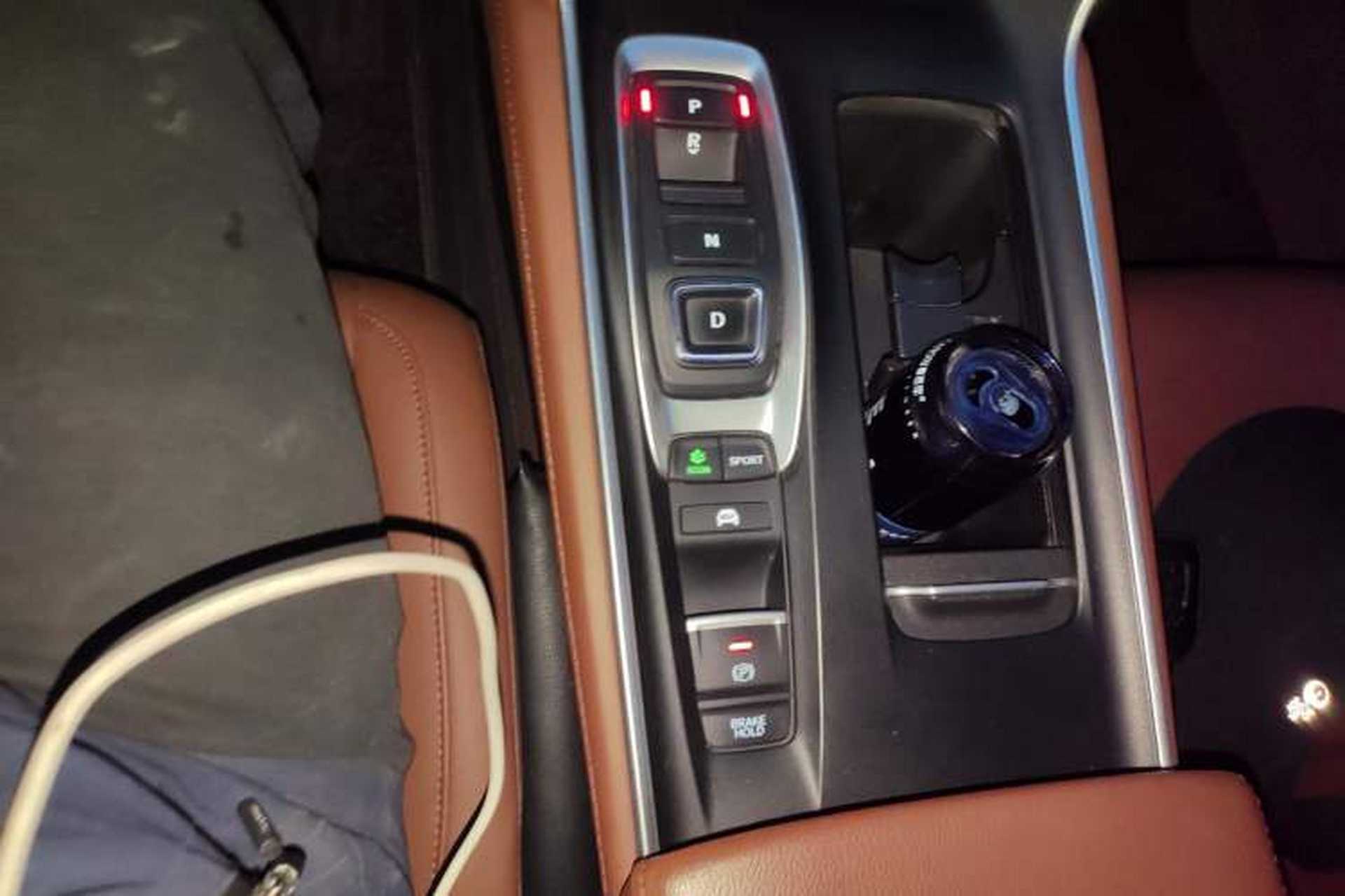 Used Honda Inspire 2019 Rui·Hybrid 2.0L Jingya Edition China VI Gear Lever