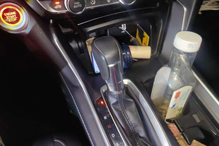 Used Honda Inspire 2019 260TURBO Elegant Edition China VI Emission Standard Gear Lever