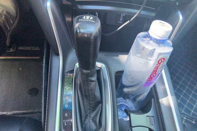 Used Honda Inspire 2019 260TURBO Elegant Edition China VI Emission Standard Gear Lever