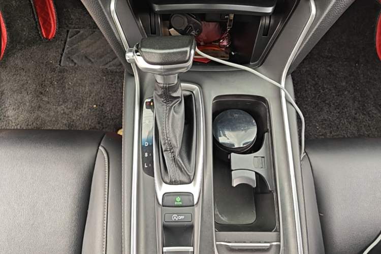 Used Honda Inspire 2019 260TURBO Elegant Edition China VI Emission Standard Gear Lever