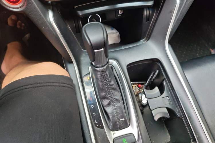 Used Honda Inspire 2019 260TURBO Elegant Edition China V Emission Standard Gear Lever