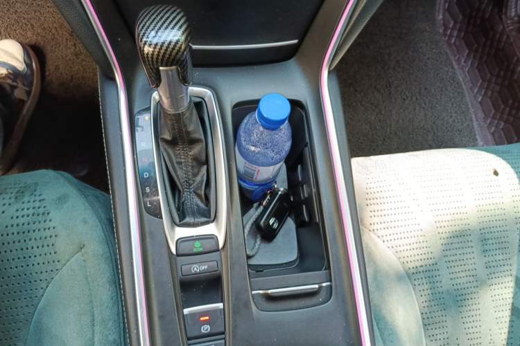 Used Honda Inspire 2019 260TURBO Elegant Edition China VI Emission Standard Gear Lever