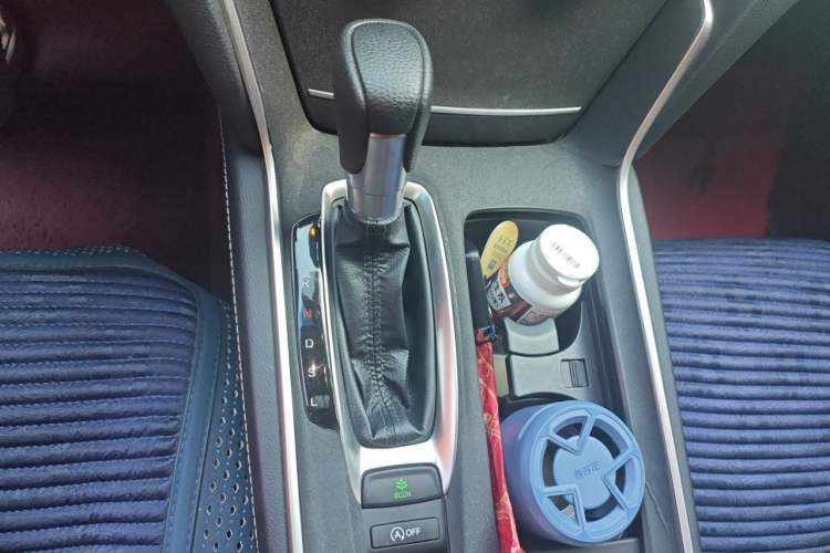 Used Honda Inspire 2019 260TURBO Elegant Edition China VI Emission Standard Gear Lever