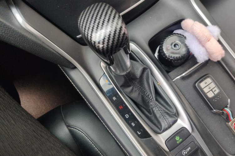 Used Honda Inspire 2019 260TURBO Elegant Edition China VI Emission Standard Gear Lever