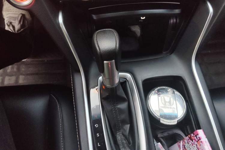 Used Honda Inspire 2019 260TURBO Elegant Edition China VI Emission Standard Gear Lever