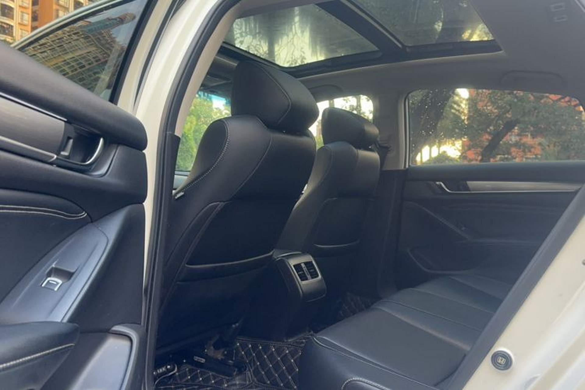 Used Honda Inspire 2019 260TURBO Elegant Edition China VI Emission Standard Interior 1