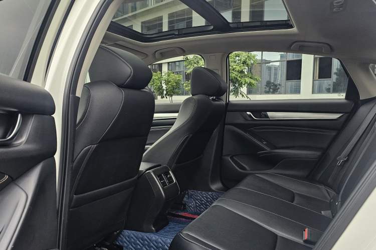 Used Honda Inspire 2019 260TURBO Elegant Edition China VI Emission Standard Interior 3
