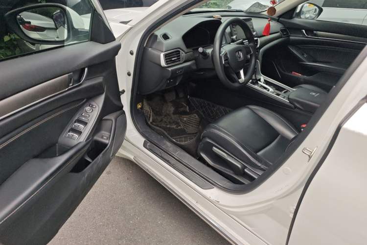 Used Honda Inspire 2019 260TURBO Elegant Edition China VI Emission Standard Interior 3