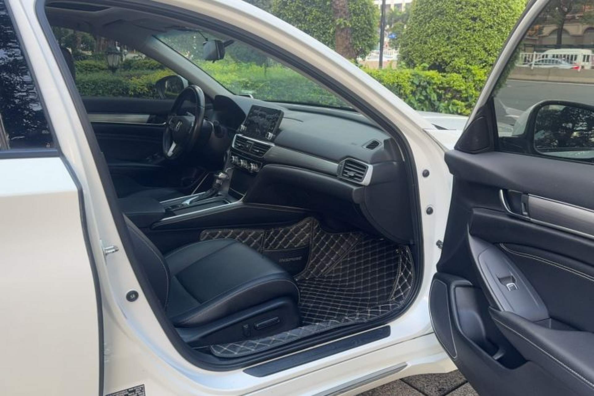 Used Honda Inspire 2019 260TURBO Elegant Edition China VI Emission Standard Interior 3