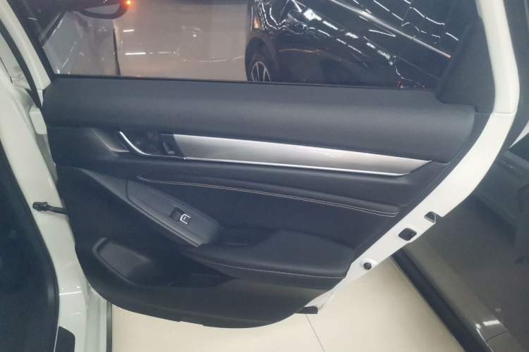 Used Honda Inspire 2019 260TURBO Elegant Edition China VI Emission Standard Interior 6
