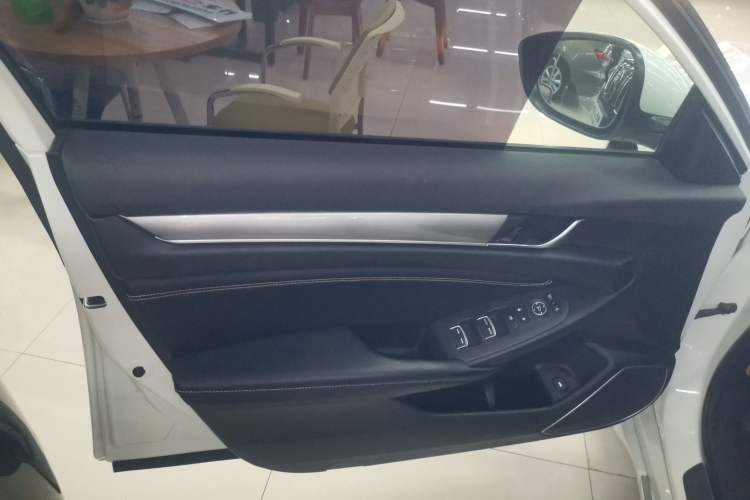 Used Honda Inspire 2019 260TURBO Elegant Edition China VI Emission Standard Interior 7