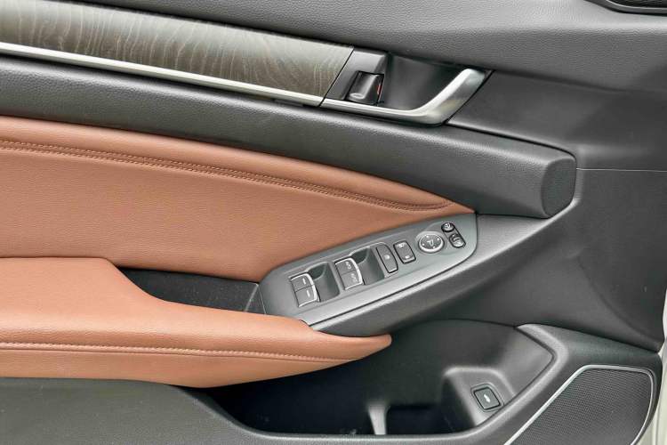Used Honda Inspire 2019 260TURBO Elite Edition China V Standard Interior 9