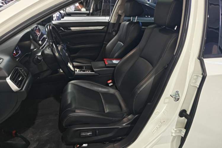Used Honda Inspire 2019 260TURBO Elegant Edition China VI Emission Standard Left Front Seat