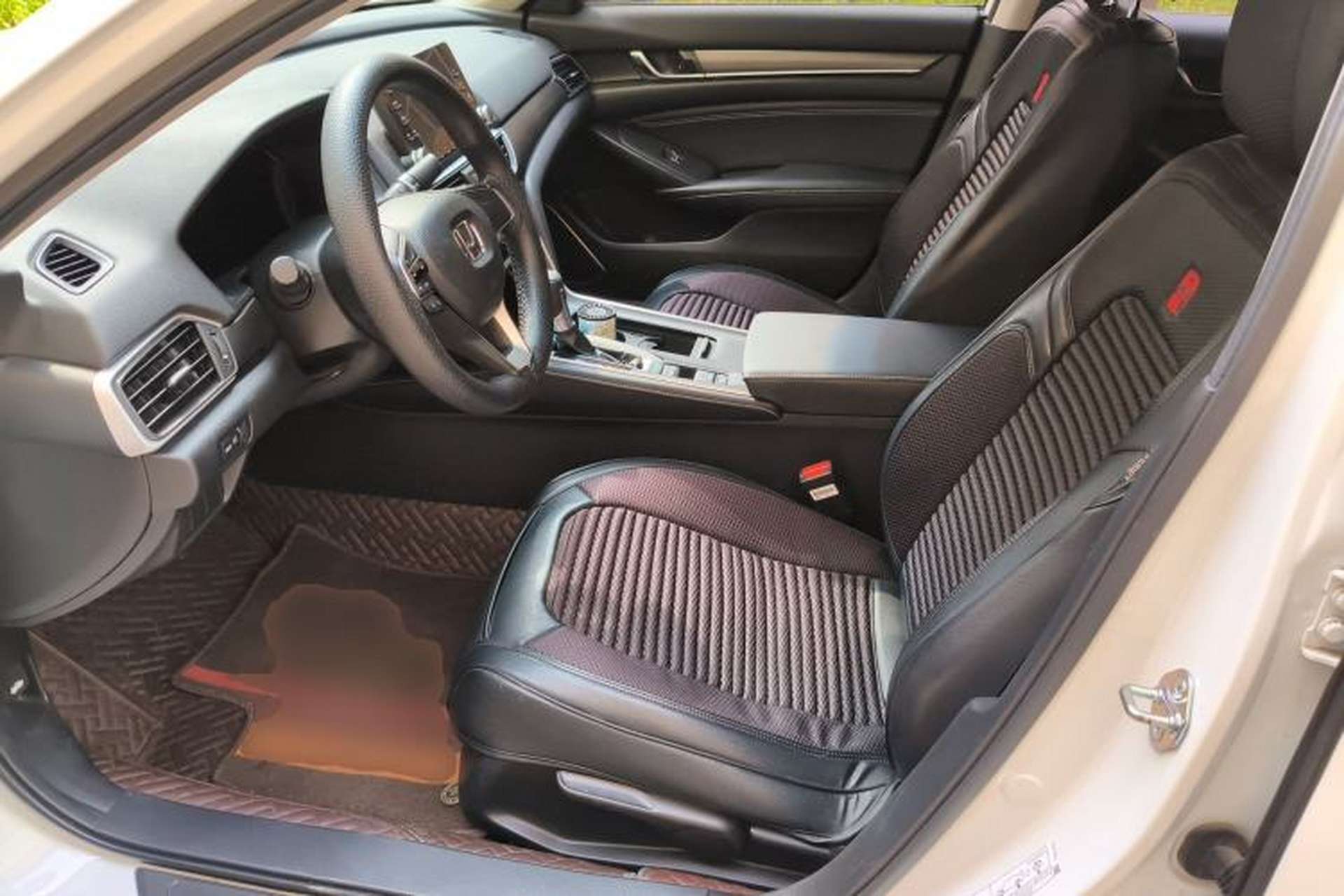 Used Honda Inspire 2019 260TURBO Elegant Edition China VI Emission Standard Left Front Seat