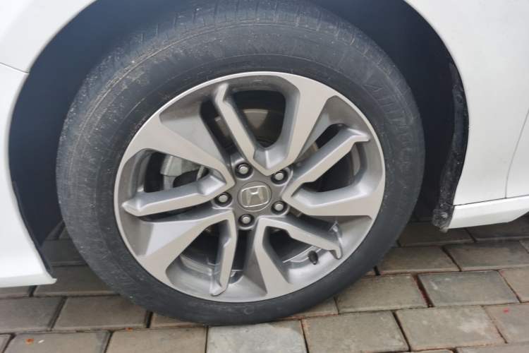Used Honda Inspire 2019 260TURBO Elegant Edition China VI Emission Standard Left Front Wheel Hub