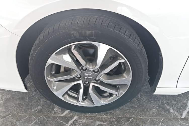 Used Honda Inspire 2019 260TURBO Elegant Edition China VI Emission Standard Left Front Wheel Hub