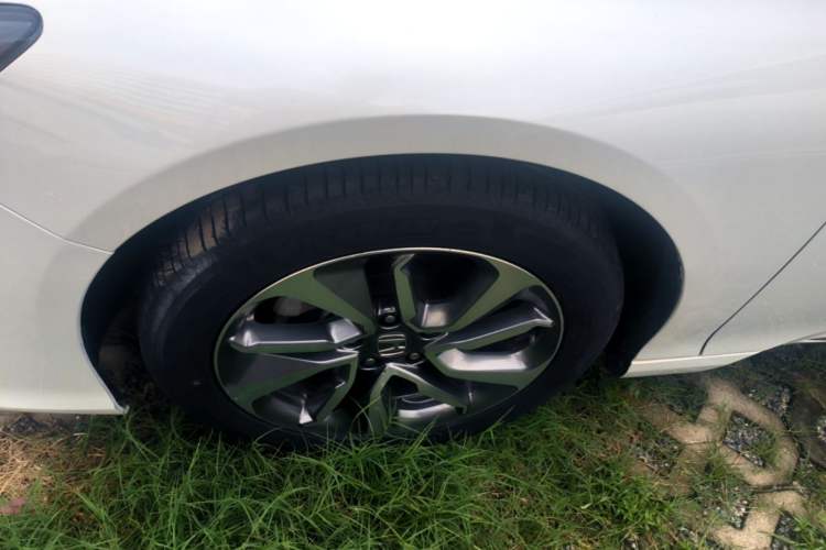Used Honda Inspire 2019 260TURBO Jingyue Edition China VI Left Front Wheel Hub