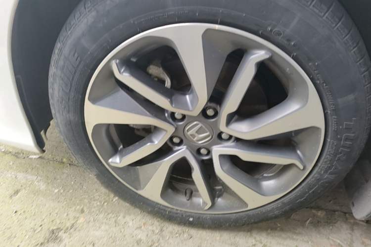 Used Honda Inspire 2019 260TURBO Elegant Edition China VI Emission Standard Left Front Wheel Hub