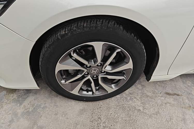 Used Honda Inspire 2019 260TURBO Elegant Edition China VI Emission Standard Left Front Wheel Hub