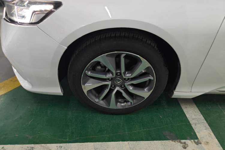 Used Honda Inspire 2019 260TURBO Elegant Edition China VI Emission Standard Left Front Wheel Hub
