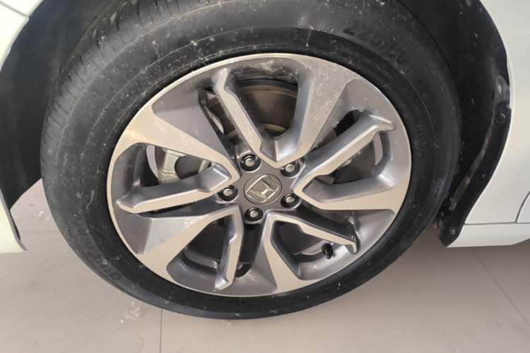 Used Honda Inspire 2019 260TURBO Elegant Edition China VI Emission Standard Left Front Wheel Hub