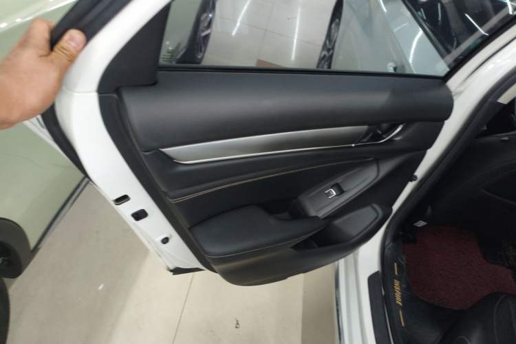 Used Honda Inspire 2019 260TURBO Elegant Edition China VI Emission Standard Left Rear Door Interior