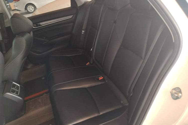 Used Honda Inspire 2019 260TURBO Elegant Edition China VI Emission Standard Left Rear Seat