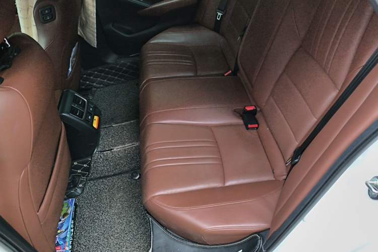 Used Honda Inspire 2019 Xing·Hybrid 2.0L Jingyue Version China V Left Rear Seat