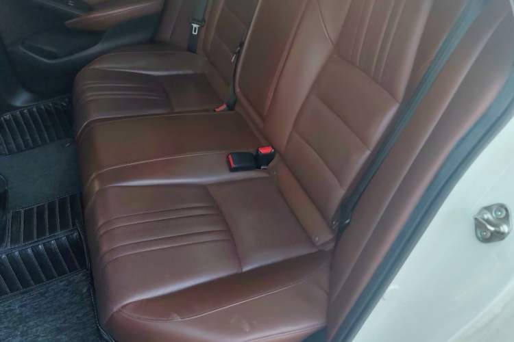 Used Honda Inspire 2019 Rui Hybrid 2.0L Jing Shang Edition China V Emission Standard Left Rear Seat