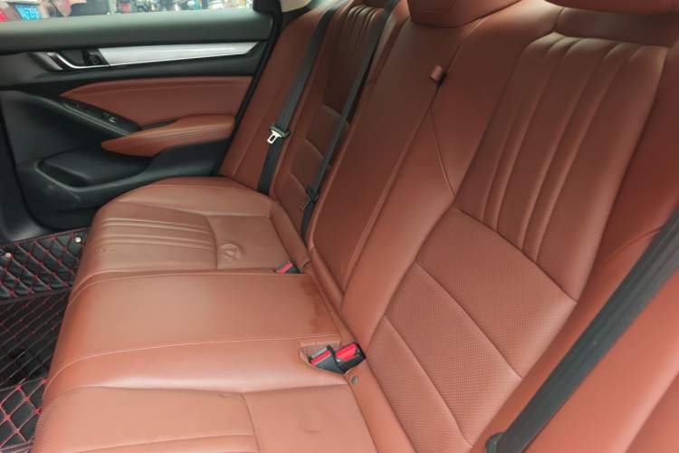 Used Honda Inspire 2019 Rui·Hybrid 2.0L Jing Shang Edition China VI Left Rear Seat