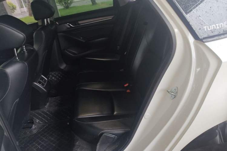 Used Honda Inspire 2019 260TURBO Elegant Edition China VI Emission Standard Left Rear Seat