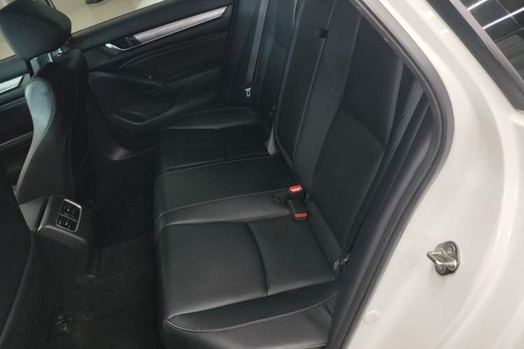 Used Honda Inspire 2019 260TURBO Elegant Edition China VI Emission Standard Left Rear Seat
