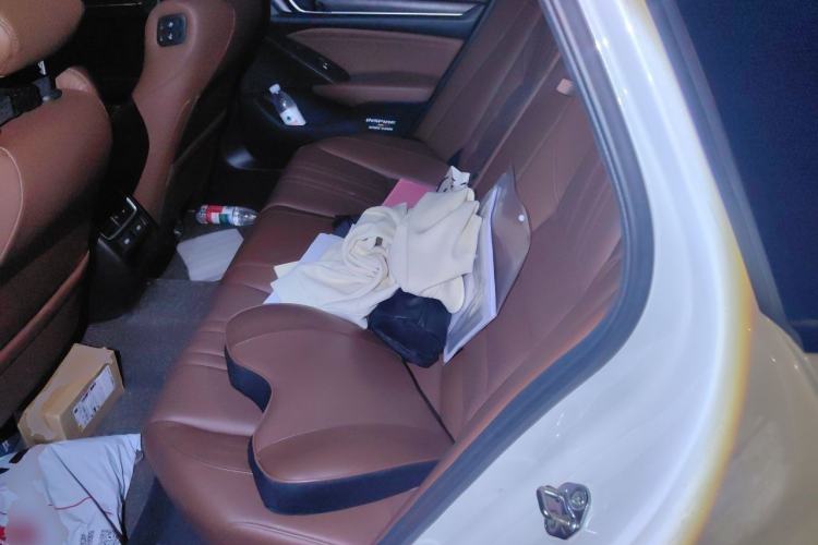 Used Honda Inspire 2019 Rui·Hybrid 2.0L Jingyue Edition China VI Emission Standard Left Rear Seat